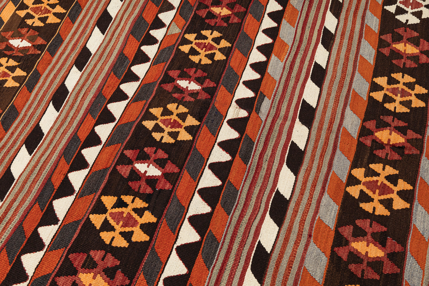 1960s Cilicia Handmade Vintage Rug | 150x285 cm - Dervish Rugs