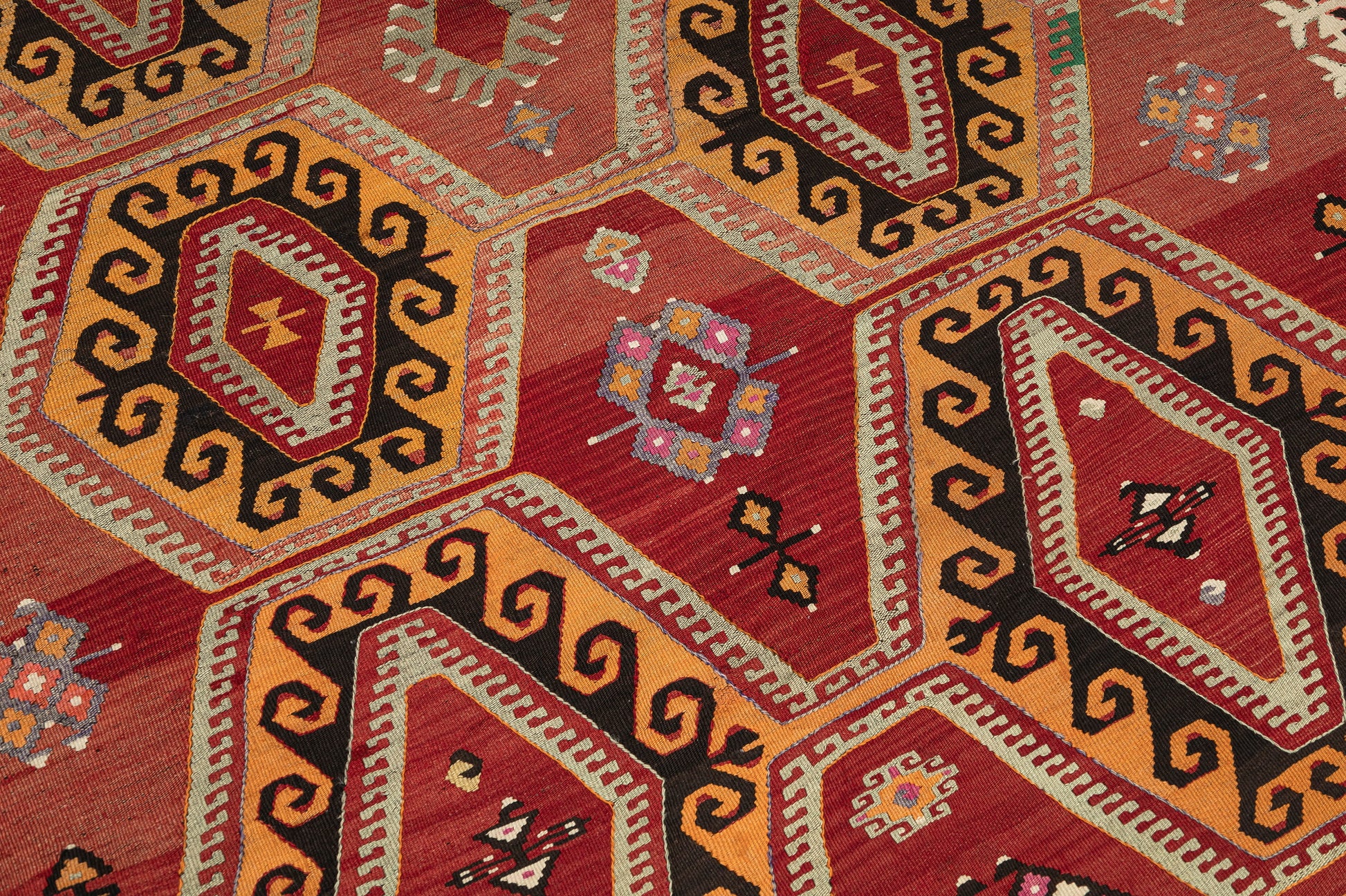 1960s Kestel Vintage Turkish Rug | 165x245 cm - Dervish Rugs