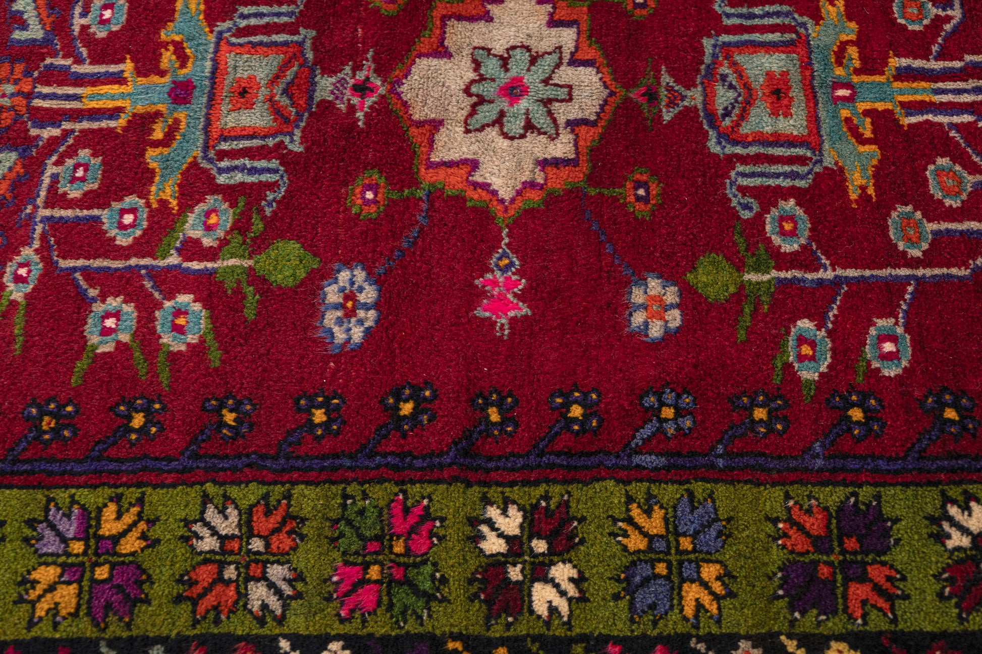 1960s Mocissus Vintage Turkish Rug | 120x180 cm - Dervish Rugs